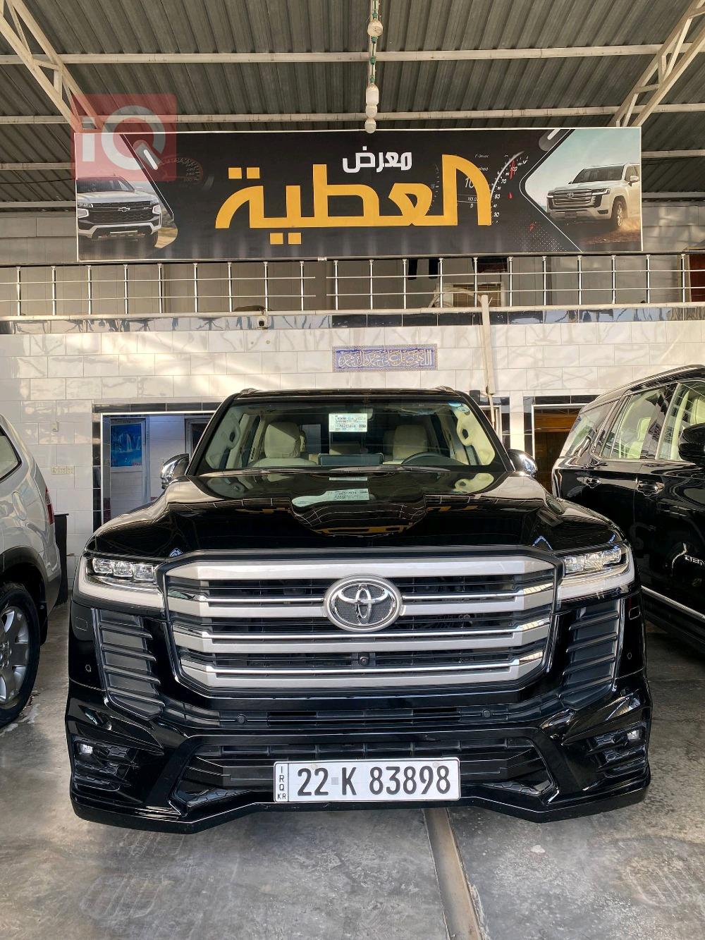 تويوتا لاندكروزر